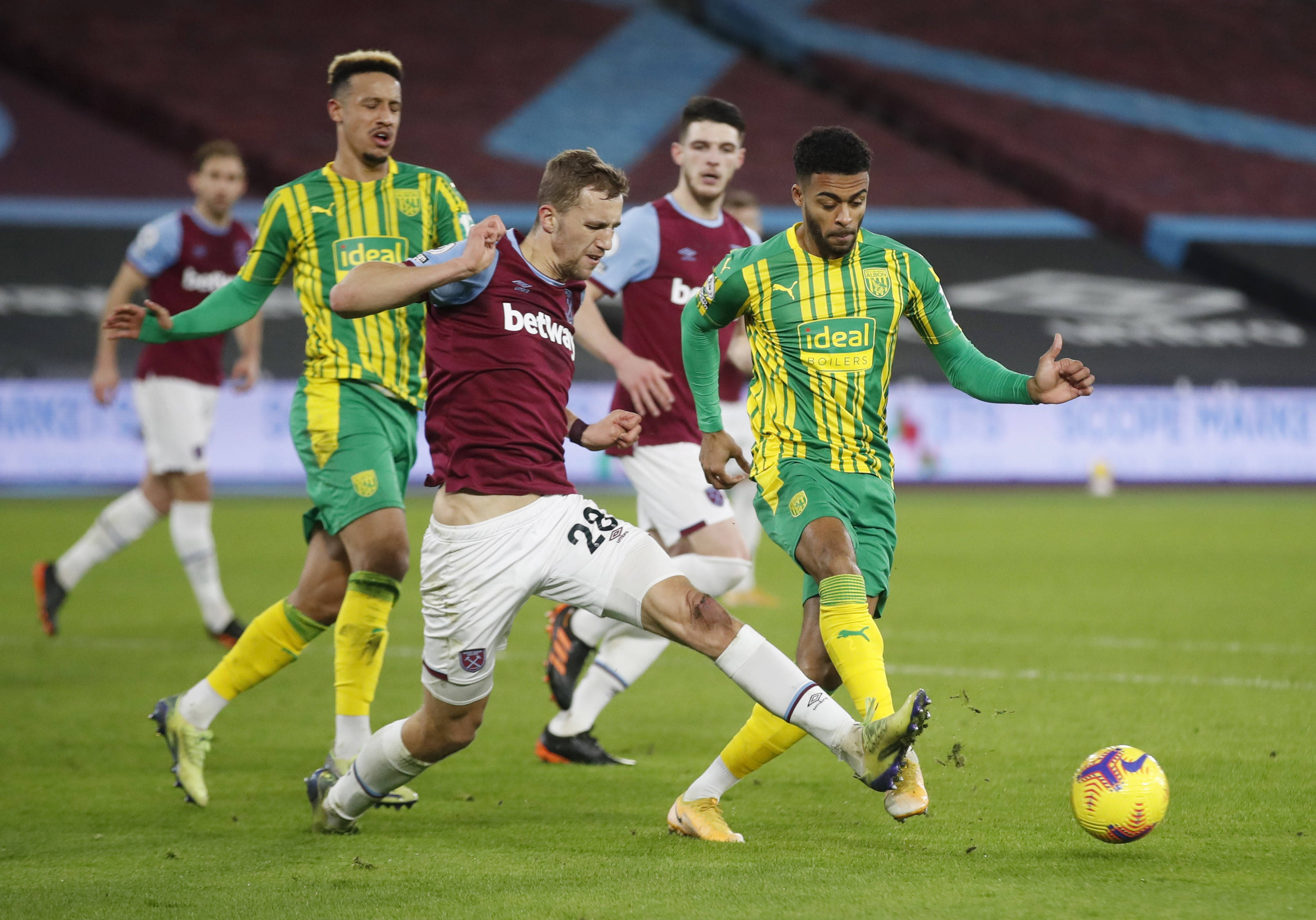 脫穎而出 脫穎而出